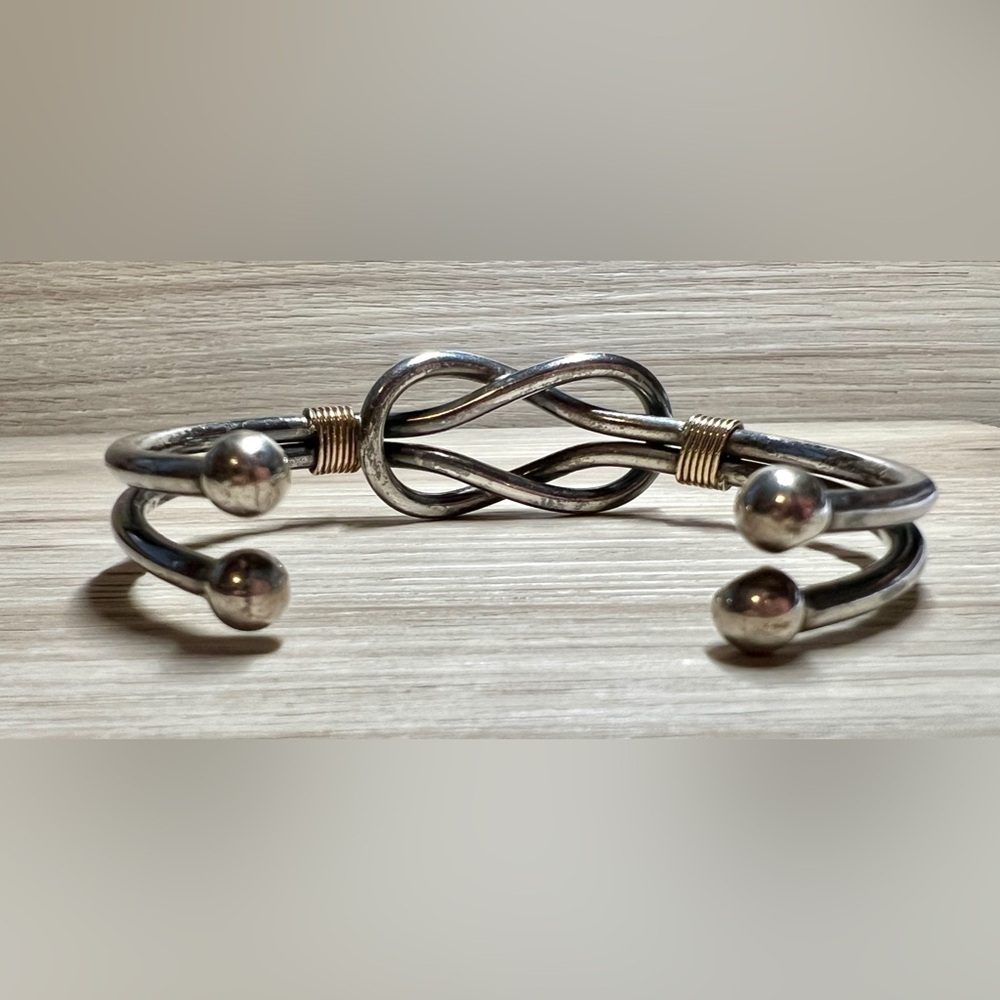Vintage Southwestern Sterling Silver & Gold Infinity Knot Cuff Bracelet, 32g - Picture 2 of 10